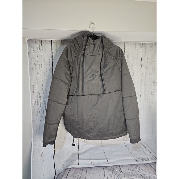 Nike Sportswear Tech Pack Synthetic Fill Jacket 928885-001 Size XL